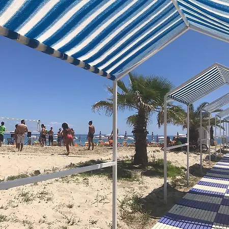 Affittimoderni Case&spiaggia شقة